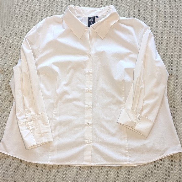 White A&E Sport fitted v-neck button down - Picture 1 of 8